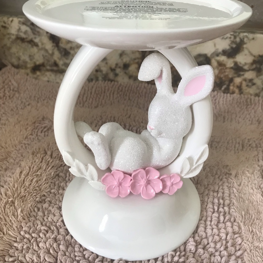 BATH AND BODY WORKS NAPPING BUNNY 3 WICK CANDLE HOLDER EASTER 2023